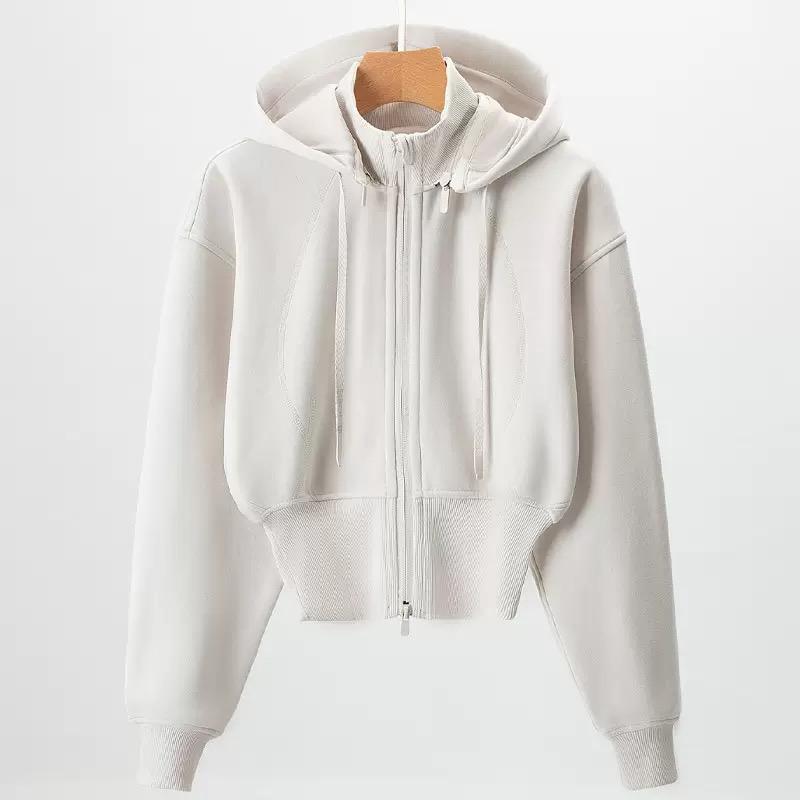 Cropped zip hoodie & relaxed joggers for all-day comfort