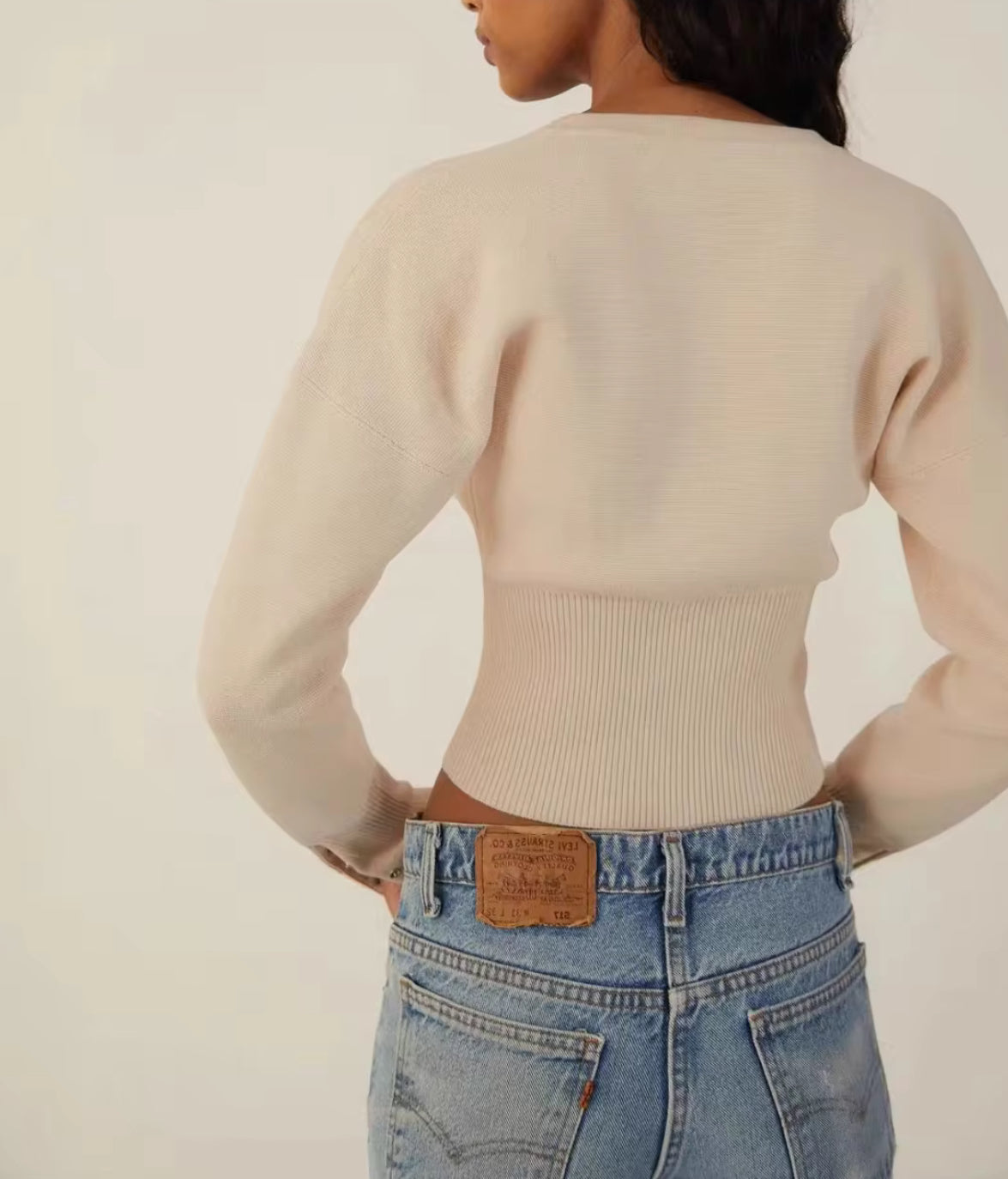 Long-Sleeve Ribbed Knit Top with Flared Cuffs and Snug Waist Fit