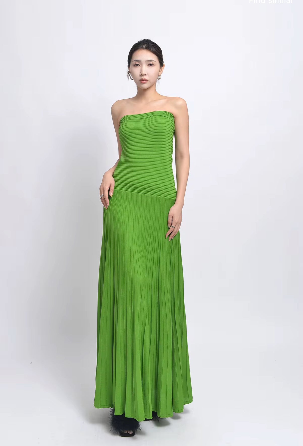 Elegant Tube Top Long Dress with Textured Bust