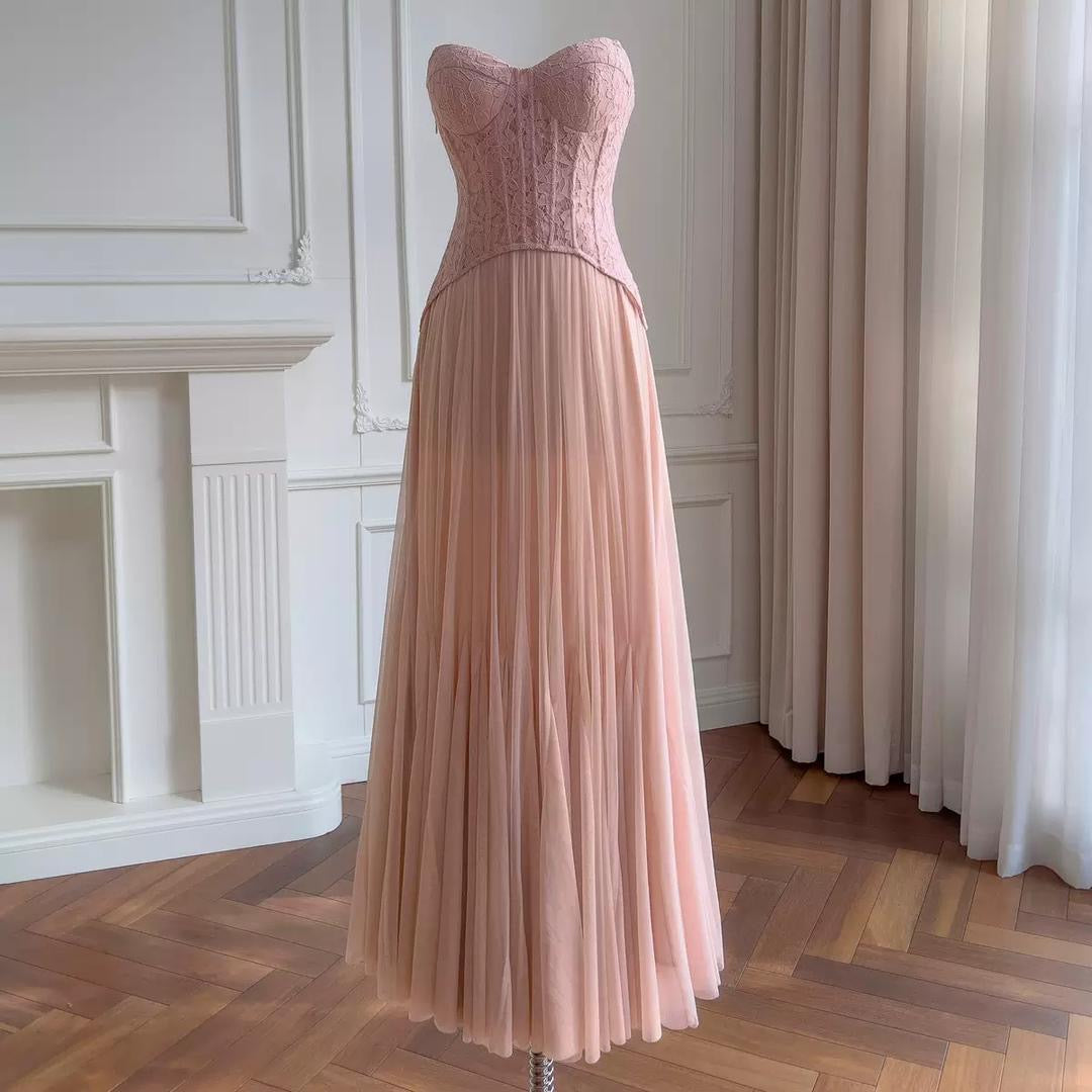 Sweetheart Lace Corset and Flowing Tulle Skirt