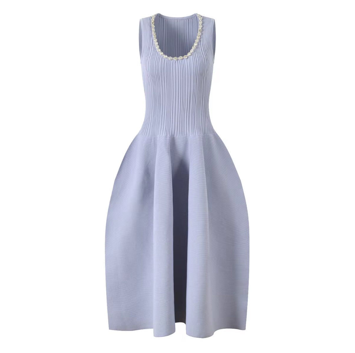 Sleeveless dress with pleated knit bodice