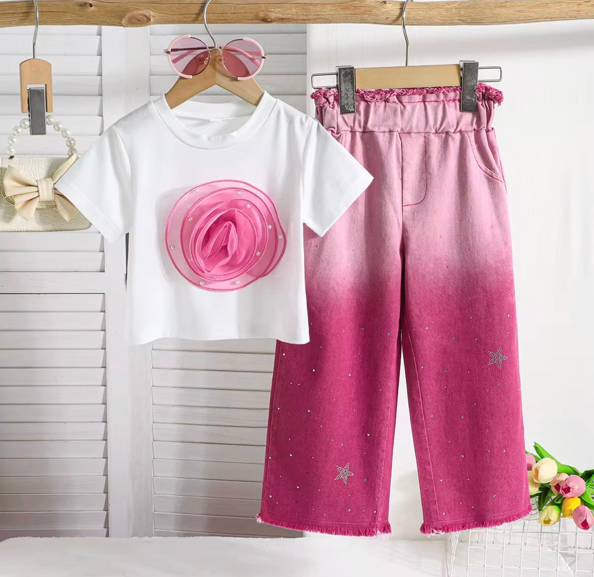 3D Floral Tee & Ombre Wide-Leg Jeans Set