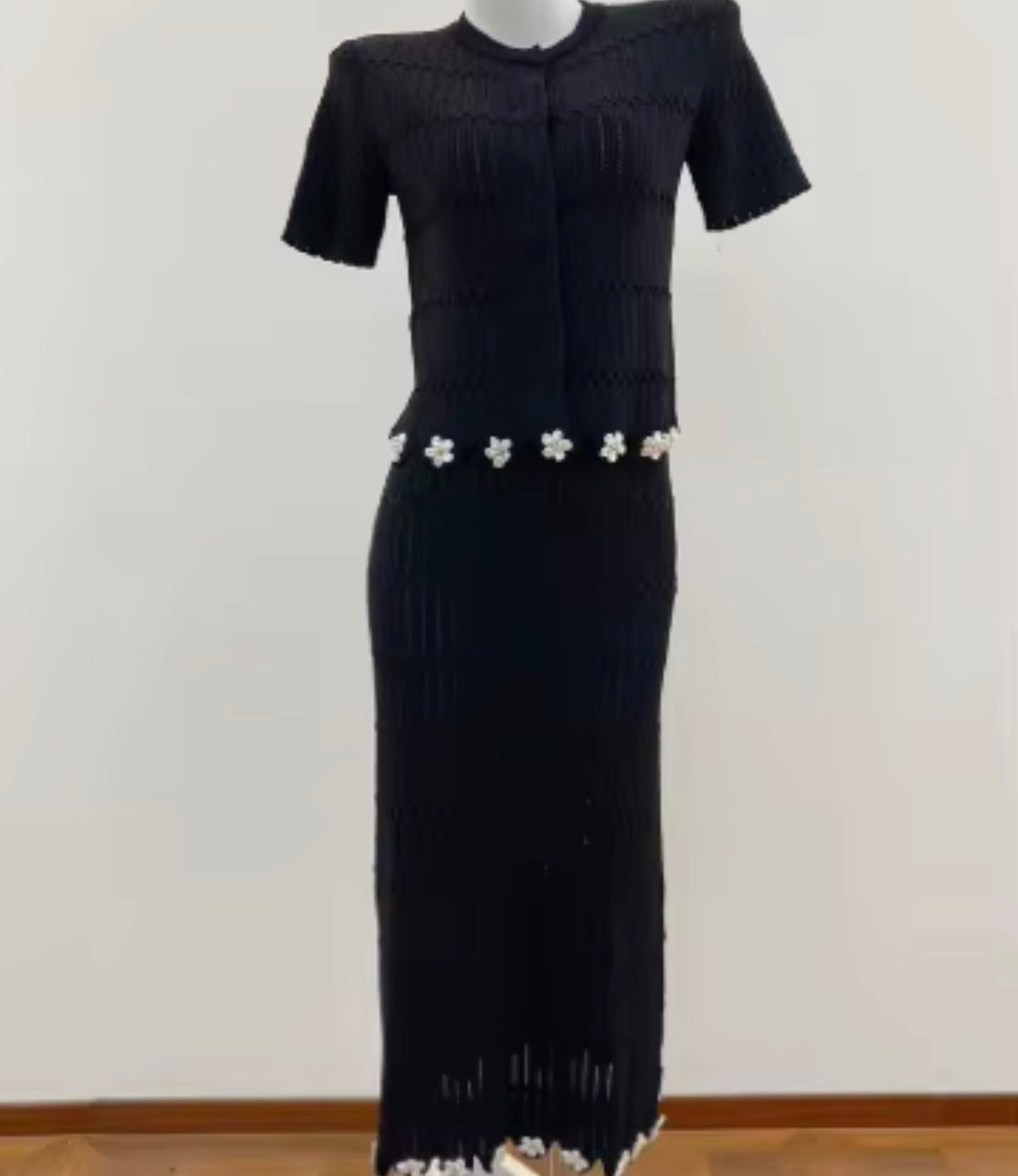 Pearl Flower Knit Maxi Dress