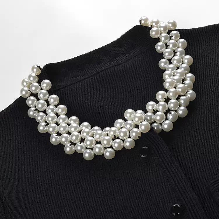 Royale Perle Cropped Cardigan