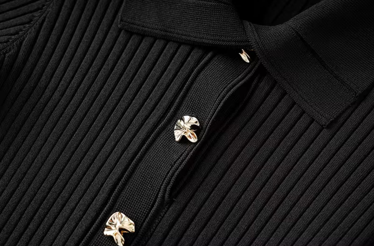 Elegant Ribbed Knit Maxi Dress with Gold Button Front