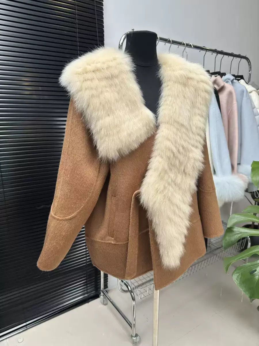 Oversized Wool Coat with Plush Faux Fur Collar