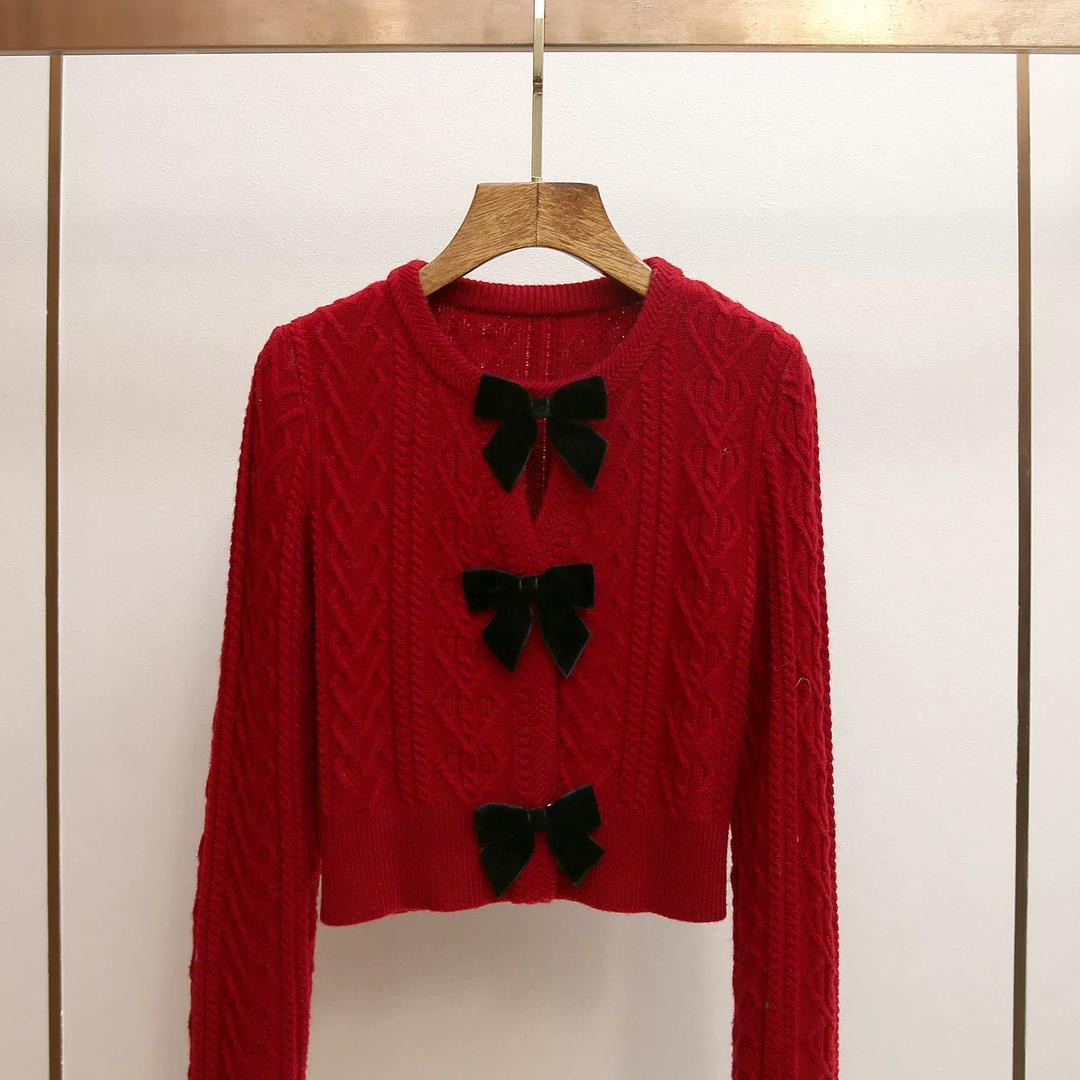 Velvet Bow Charm Cable-Knit Sweater – Red