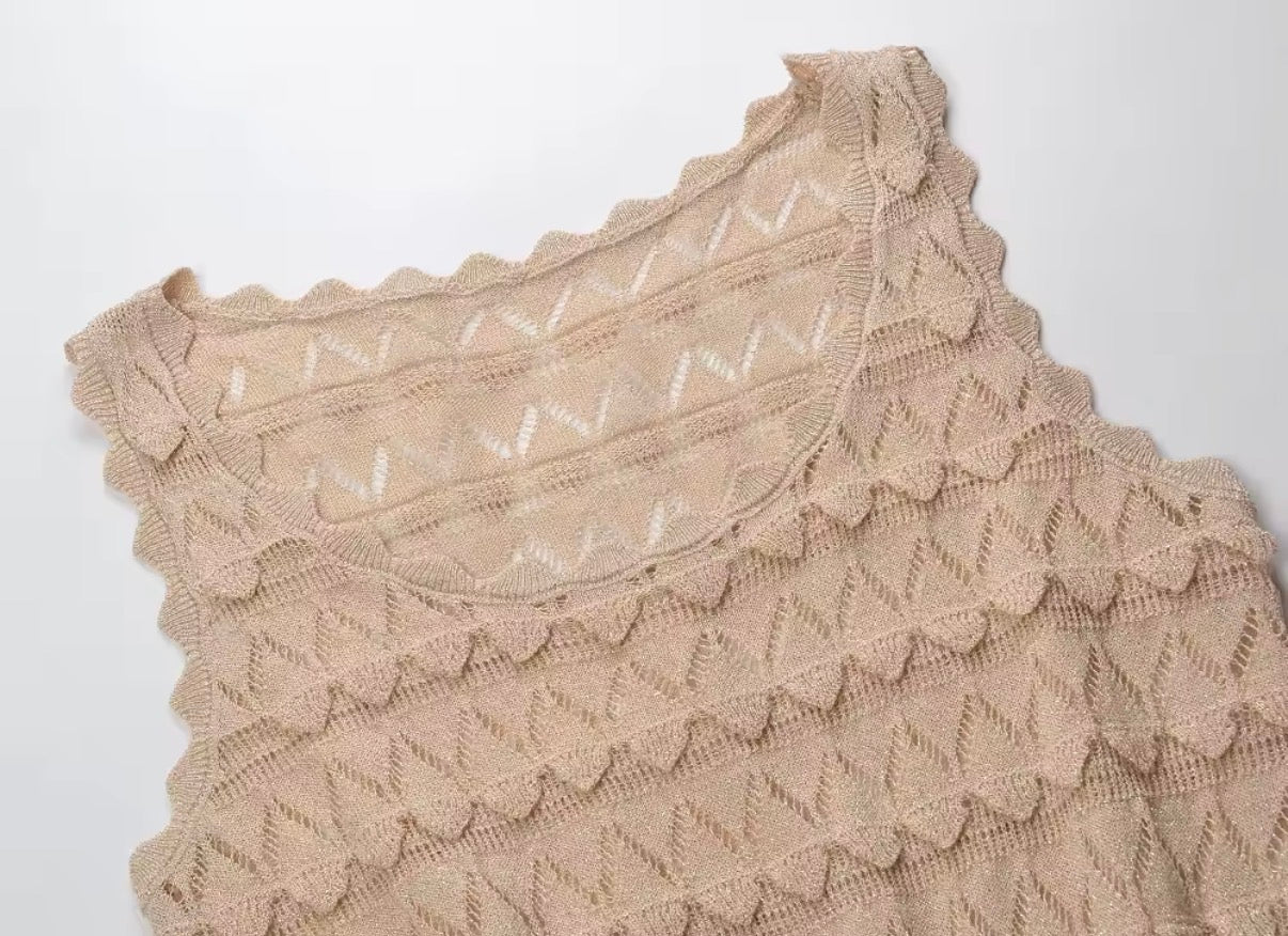 Scalloped Lace Knit Maxi Dress