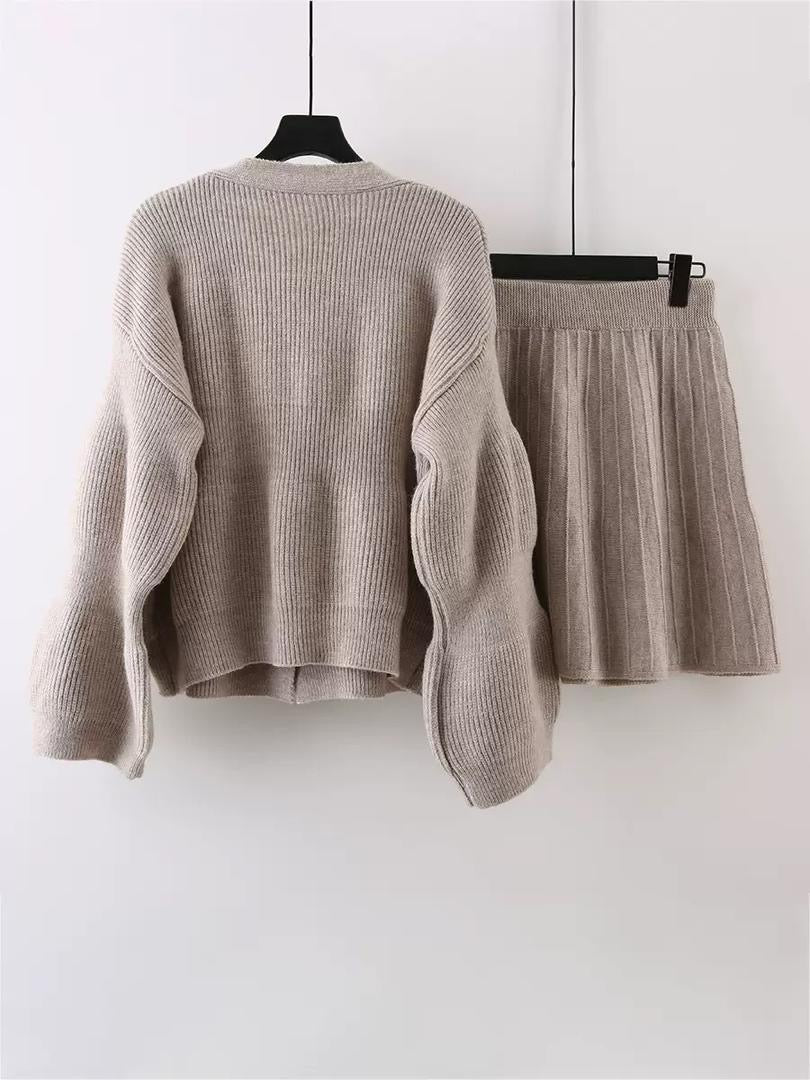 Élise Buttoned Knit Set