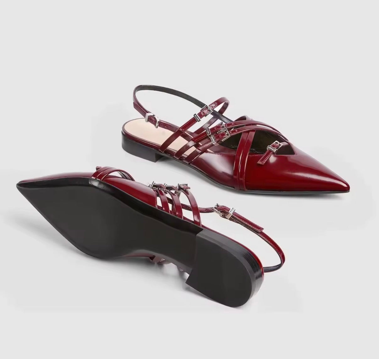 Luxe Cage Flats