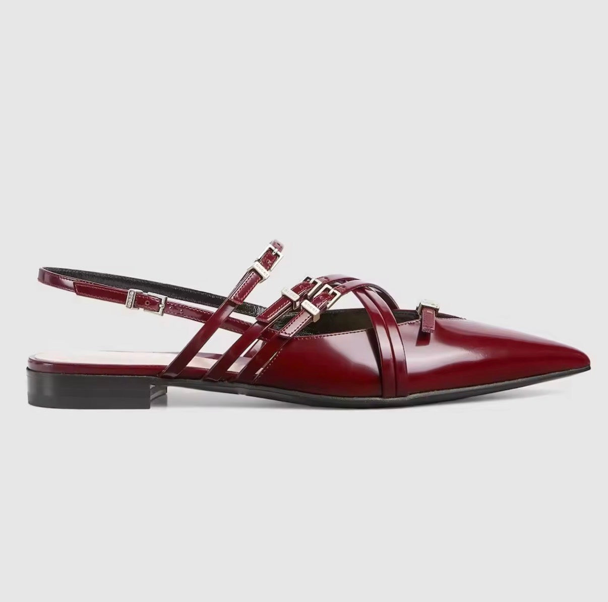 Luxe Cage Flats