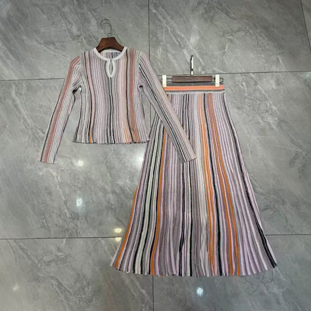 Aurora Stripe Ensemble
