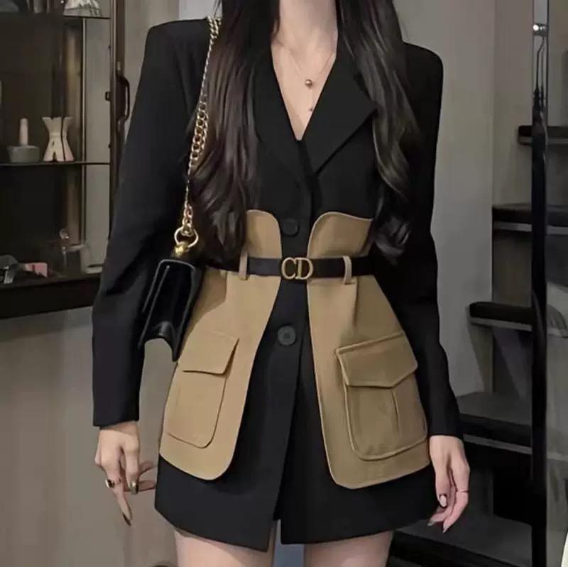 Structured Two-Tone Belted Blazer
