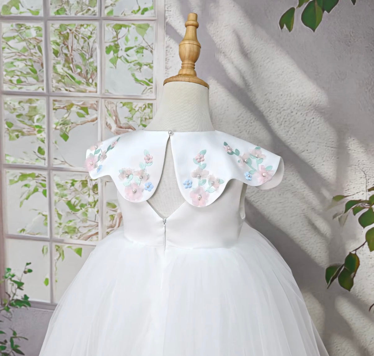 Floral Petal Collar Tulle Dress