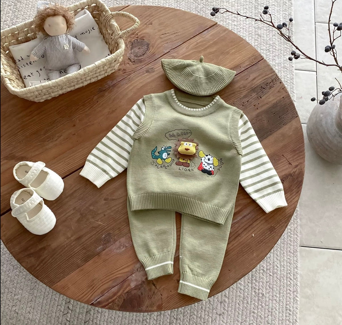 Little Safari Knit Set