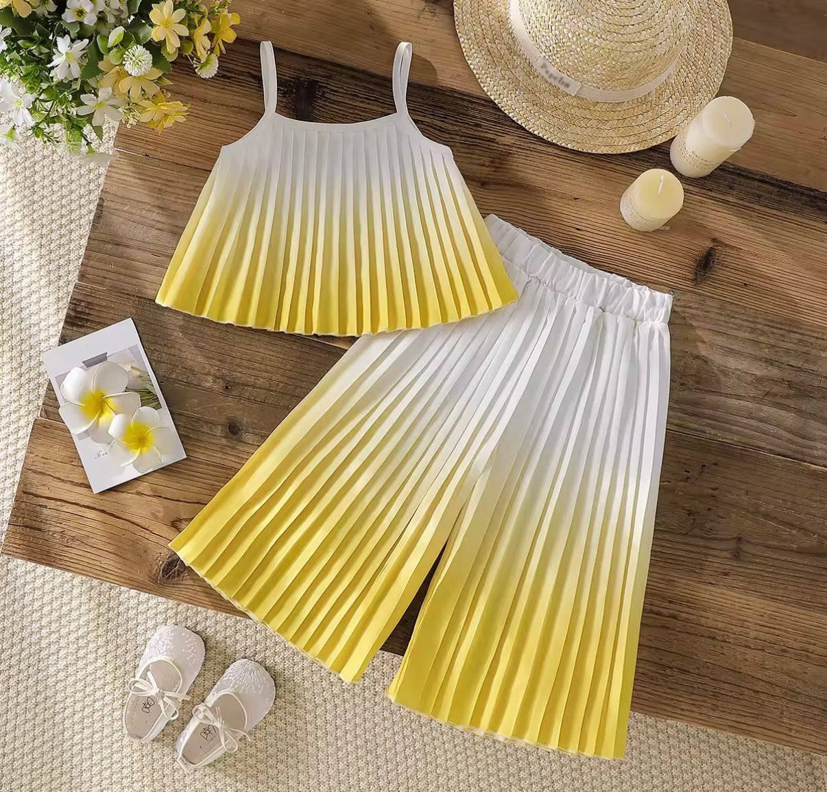 Sunbeam Pleated Set