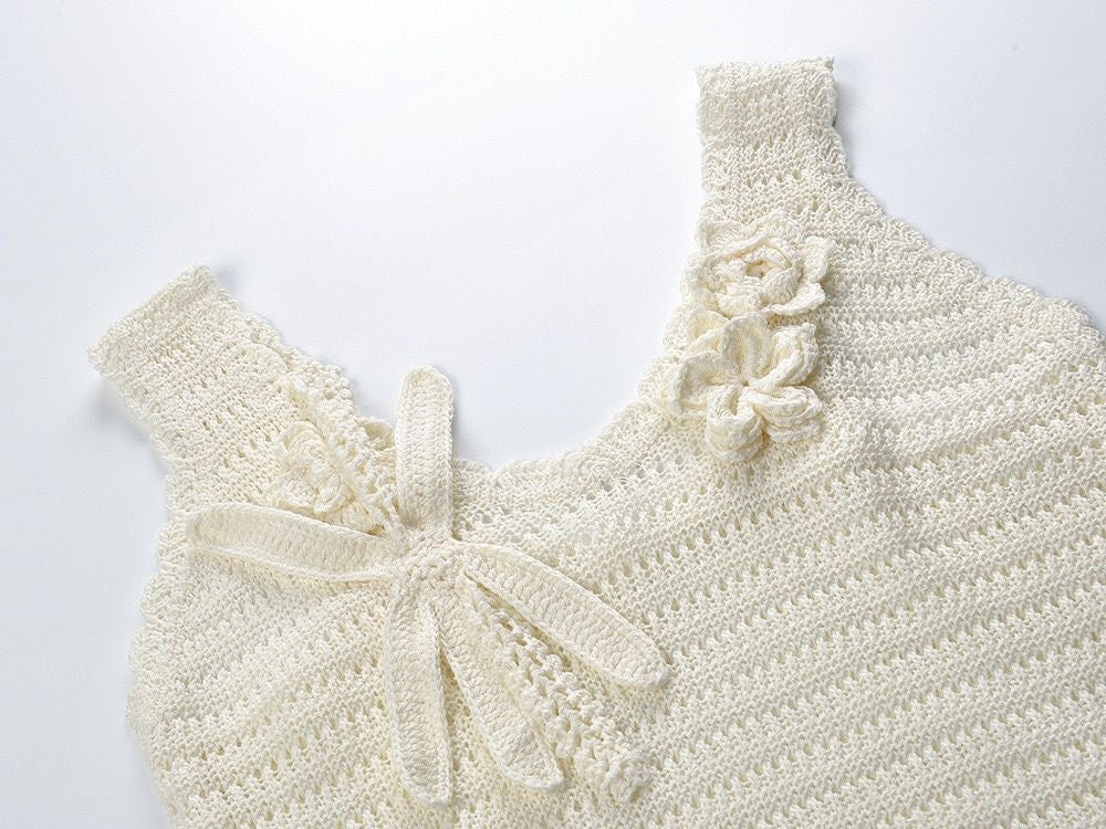 Daisy Petal Knit Top