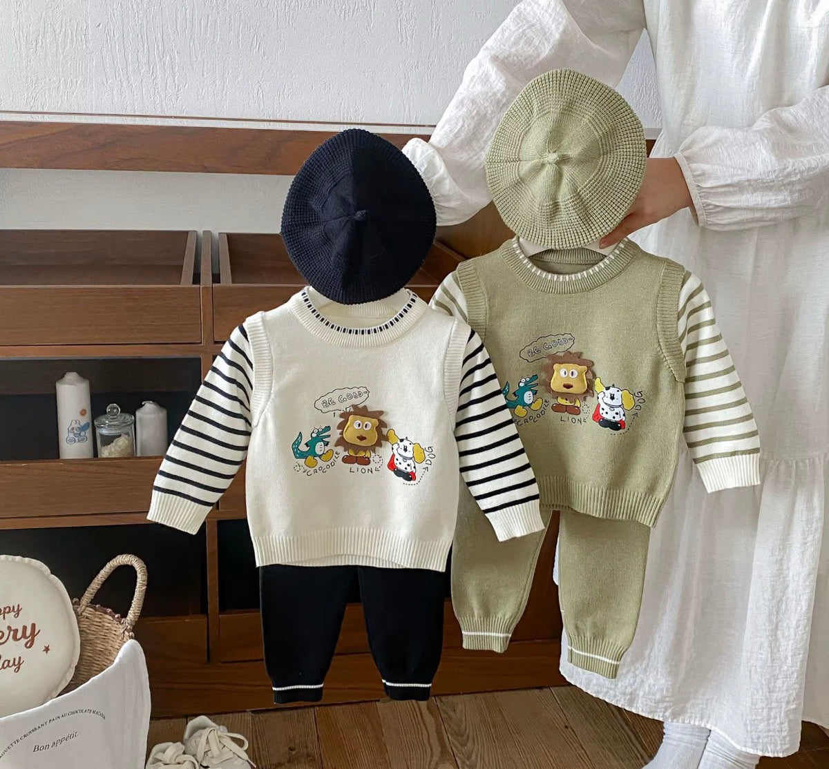 Little Safari Knit Set