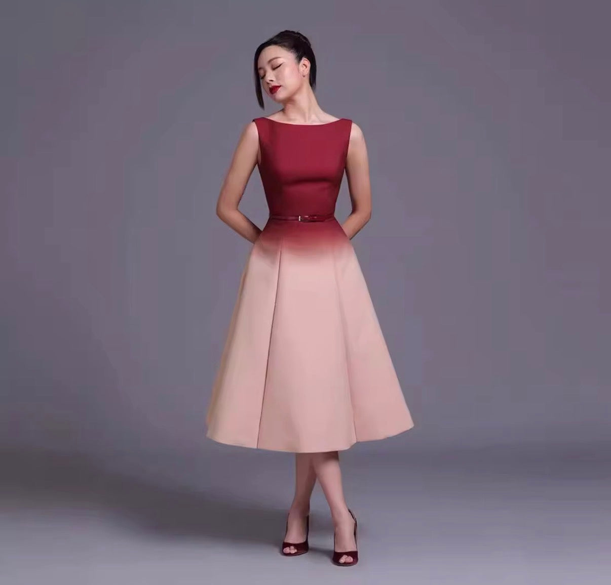 Two-Tone Gradient A-Line Midi Dress with Sleeveless Boat Neckline