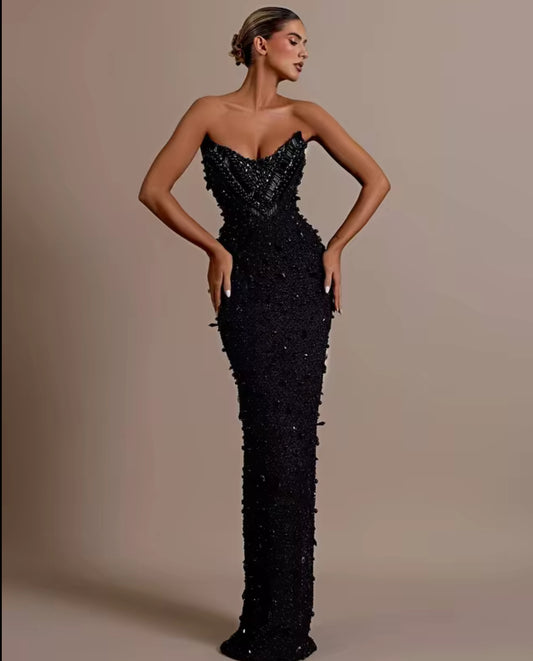Strapless sweetheart gown with shimmering beadwork