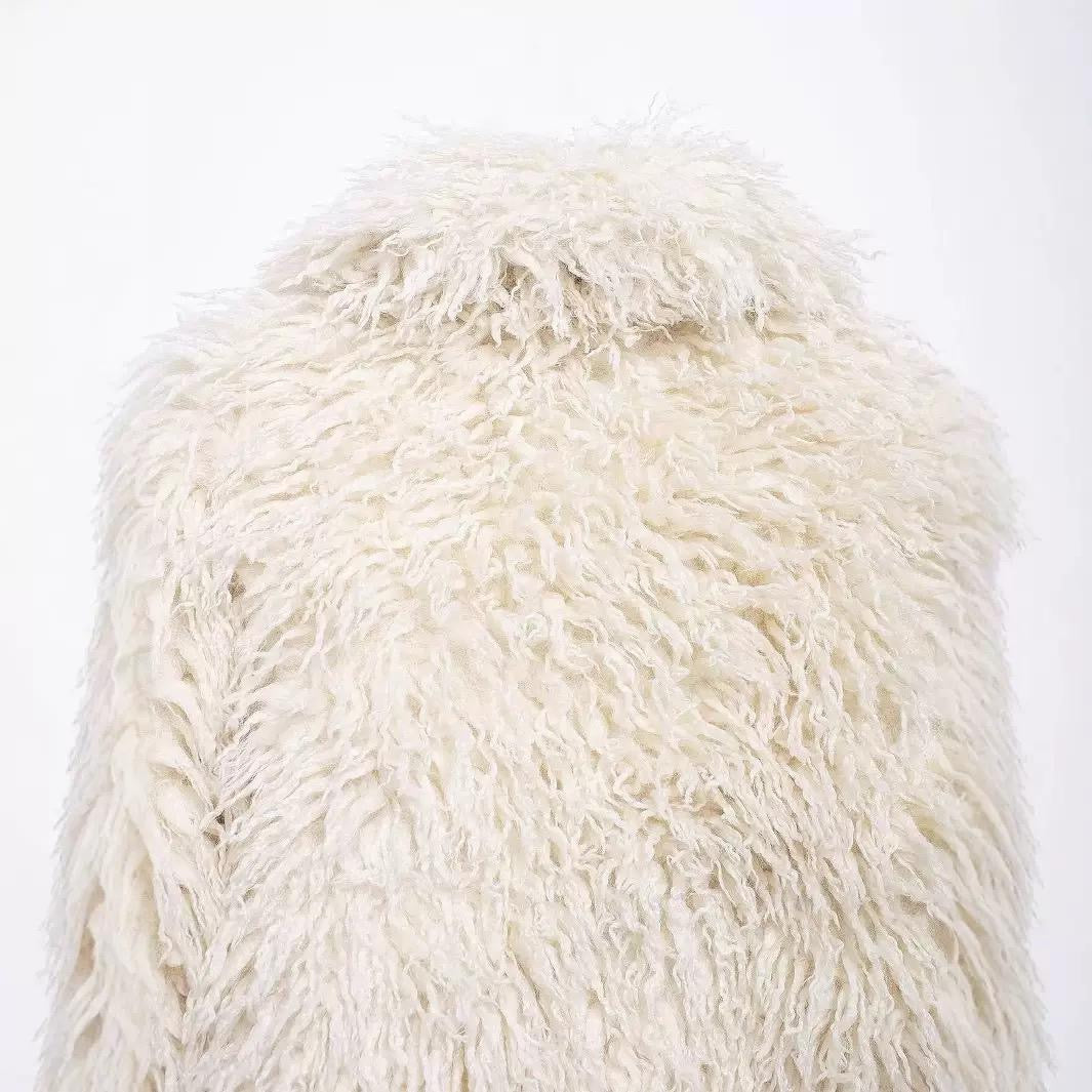Chic White Faux-Fur Outerwear with Soft Shag Detailing