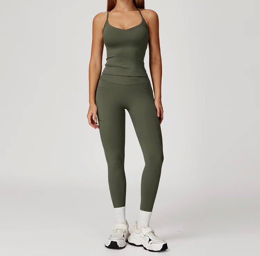 Strappy Cross-Back Sculpting Pocket Active Set