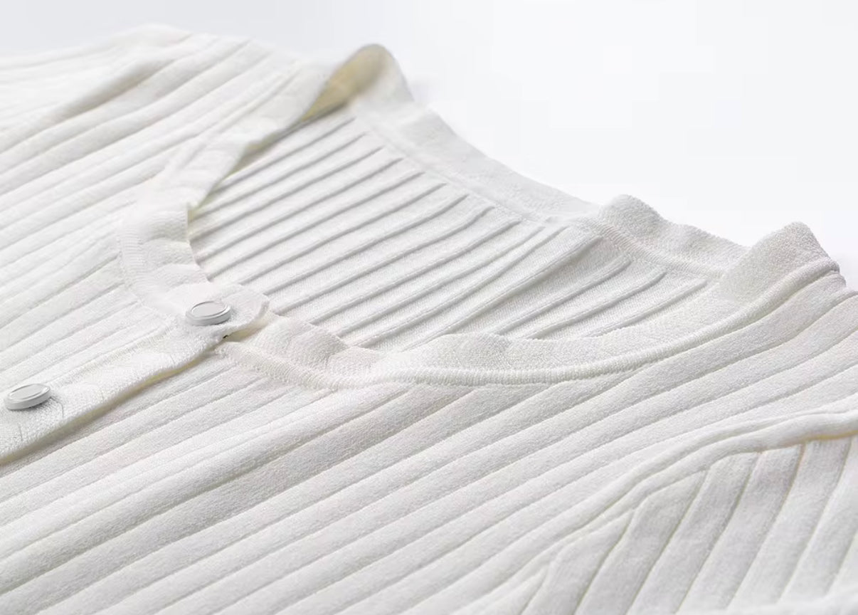 The Ivory Whisper White Set