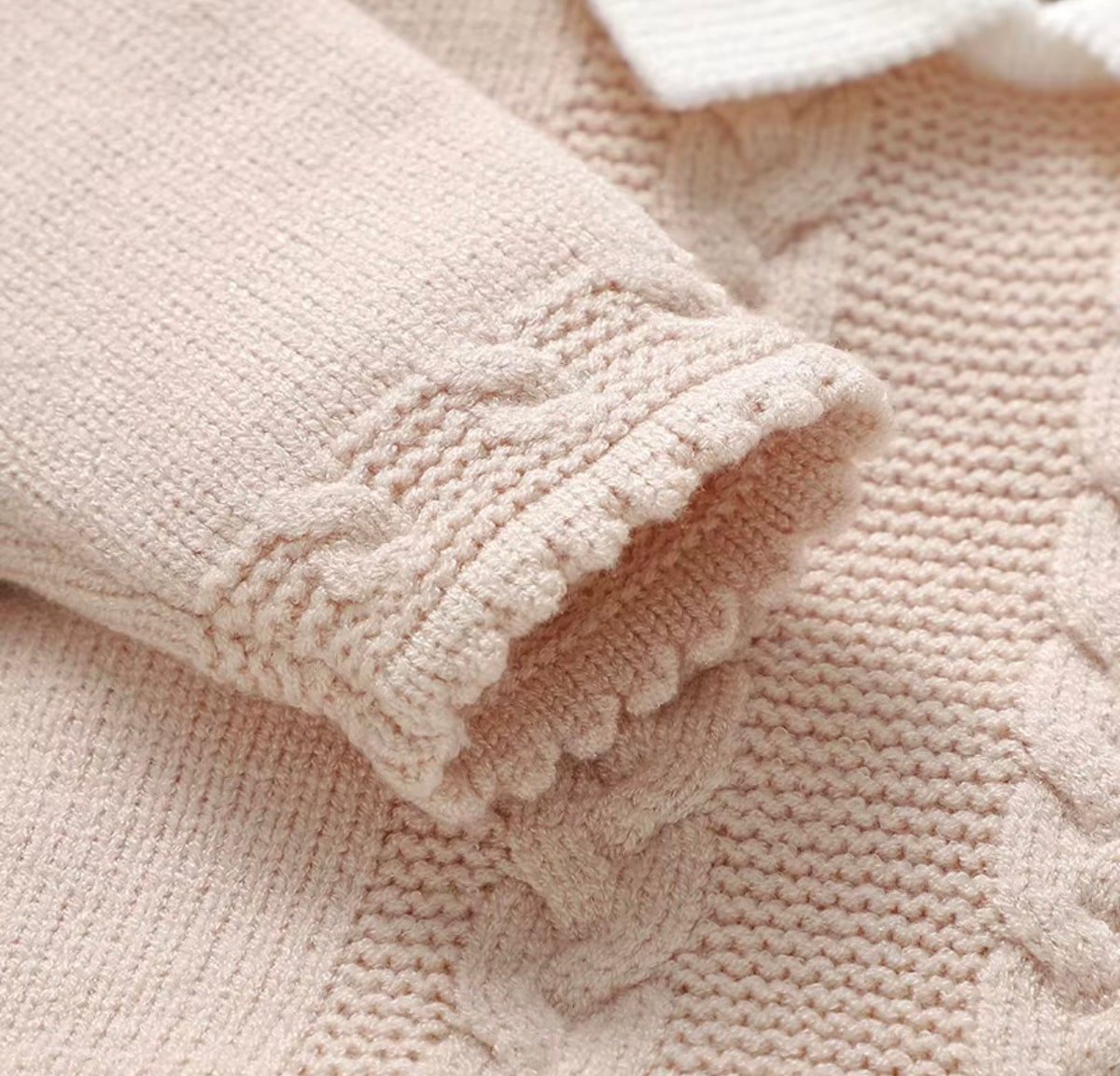 Ivory Bow Cable Knit Set