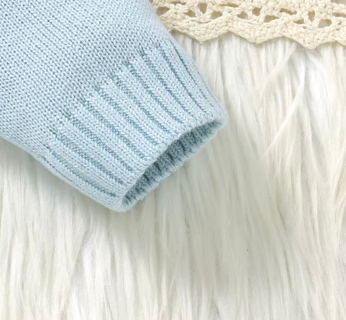 Classic Collar Cable Knit Set