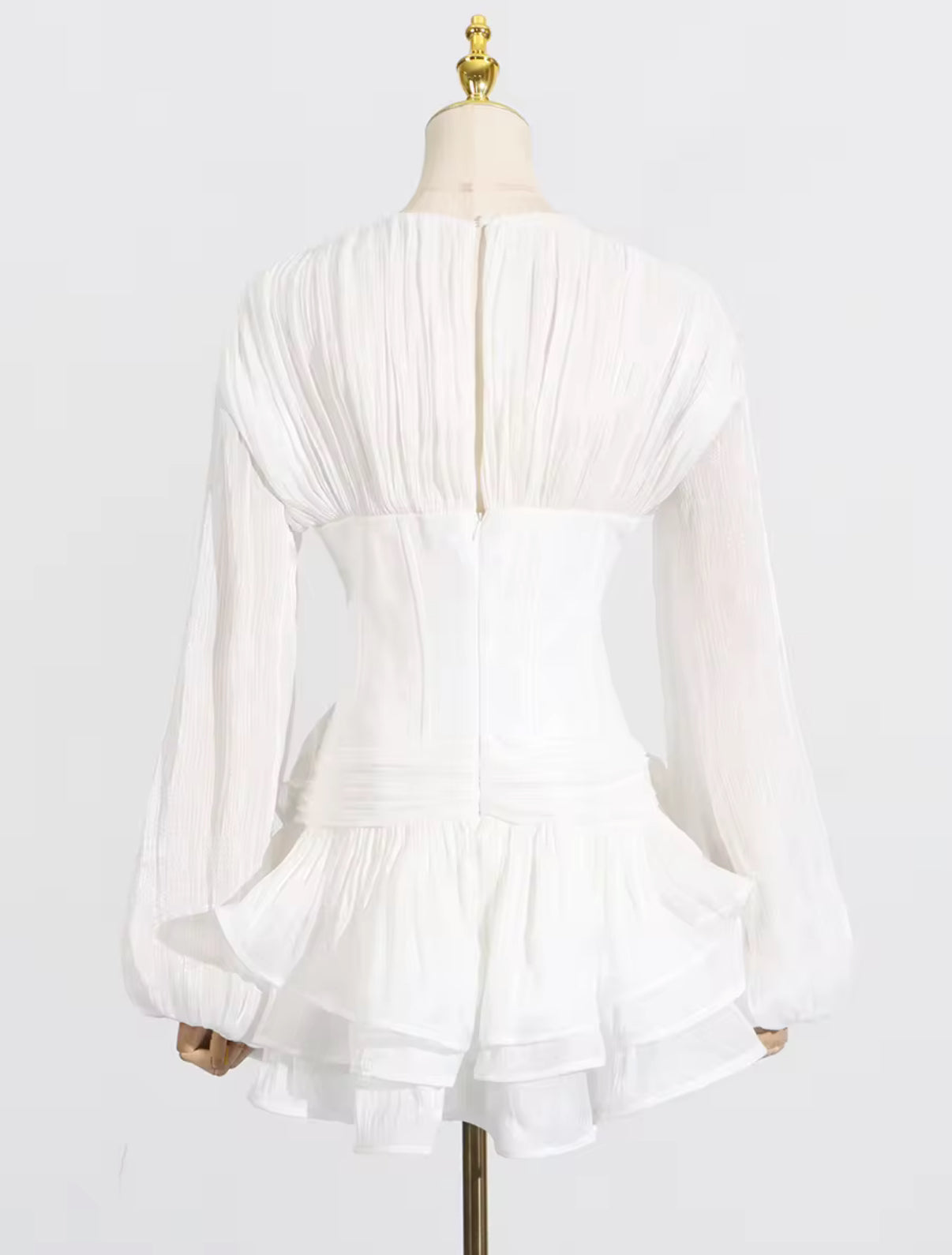 voluminous sleeves dress with oversized floral detail