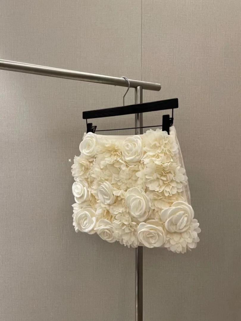 3D Floral Embellished Mini Skirt