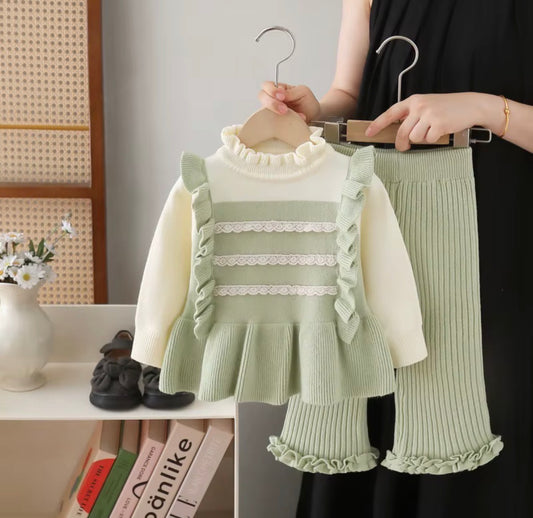 Lace Ruffle Knit Set