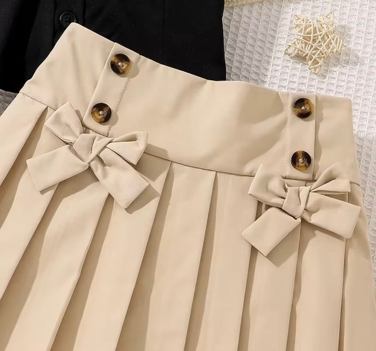 Bow Pleated Skirt Set
