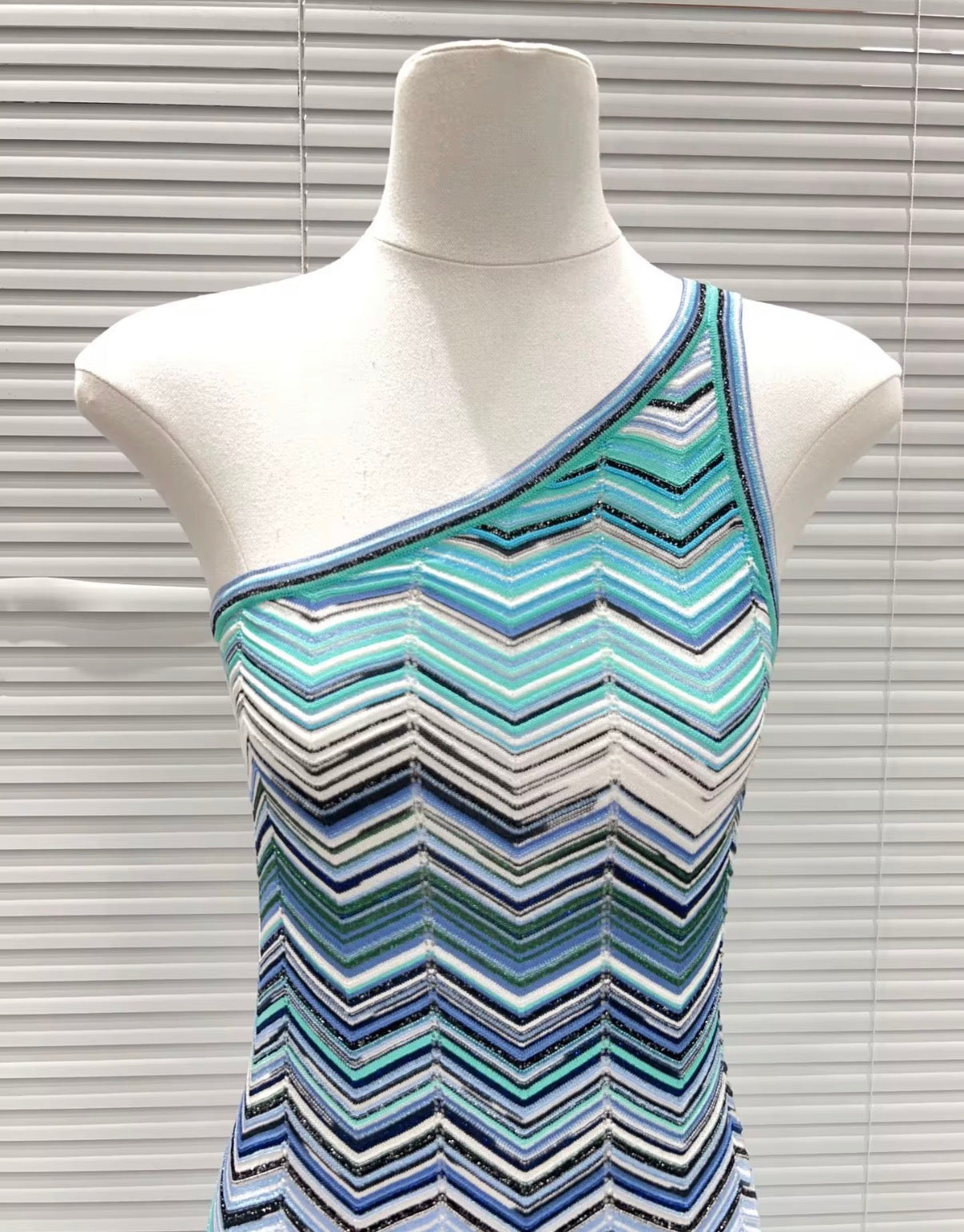 Zigzag One-Shoulder Knit Maxi Dress