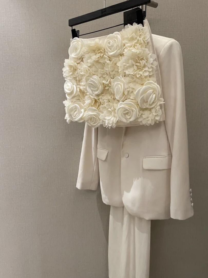 3D Floral Embellished Mini Skirt