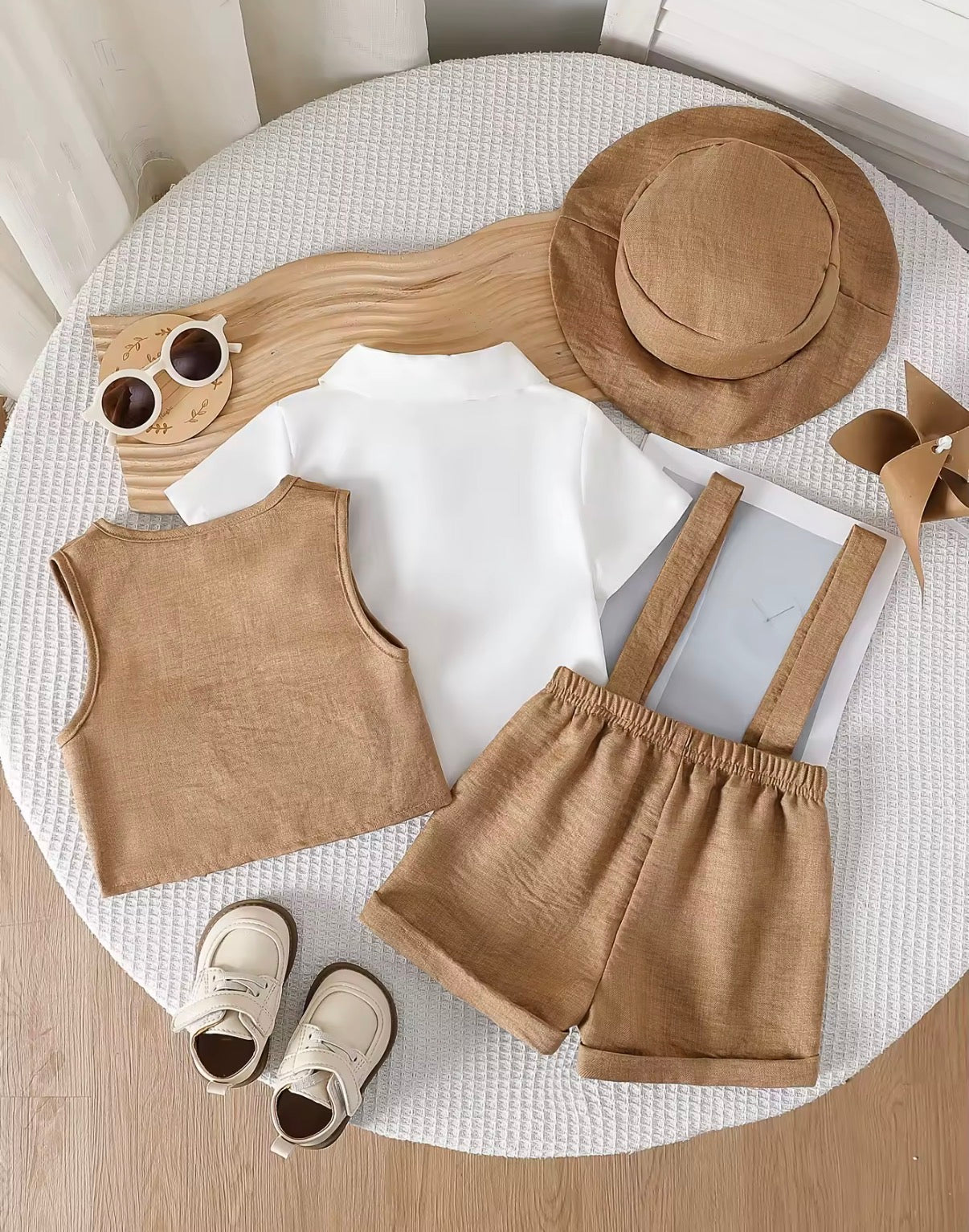 Little Gentleman Linen Set