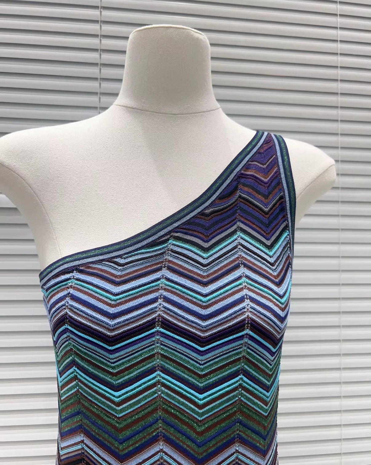 Zigzag One-Shoulder Knit Maxi Dress