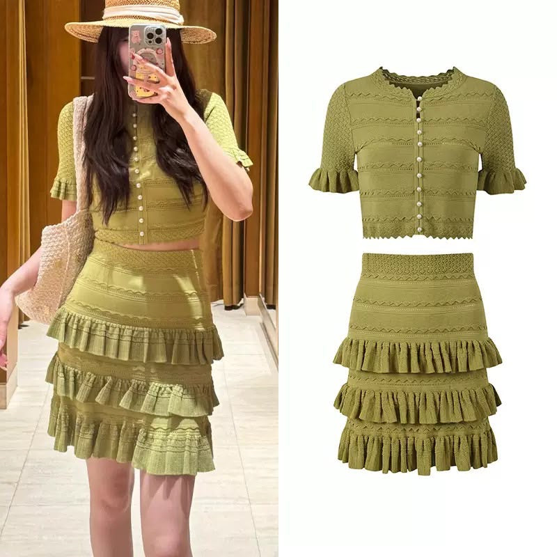 Pearl Ruffle Knit Set