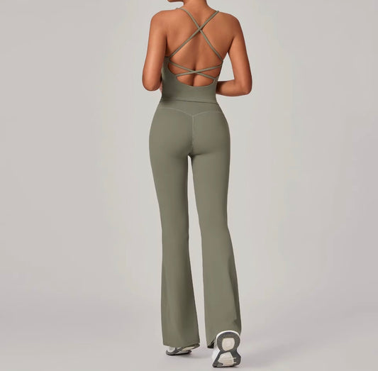 Sculpting Cross-Back Flare Active Set