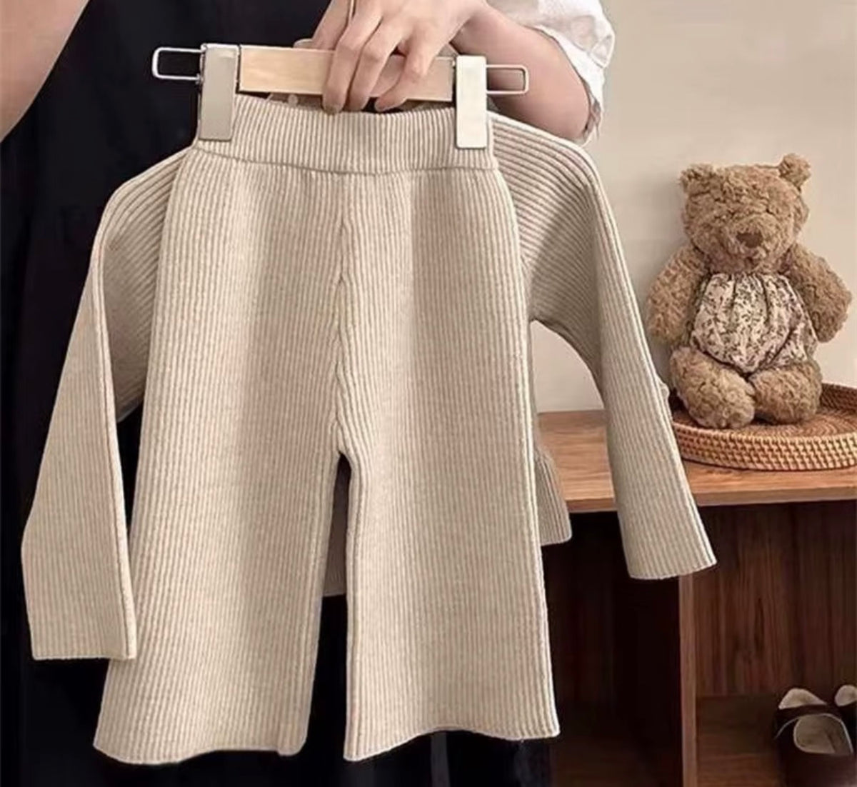 Bow Ruffle Knit Set