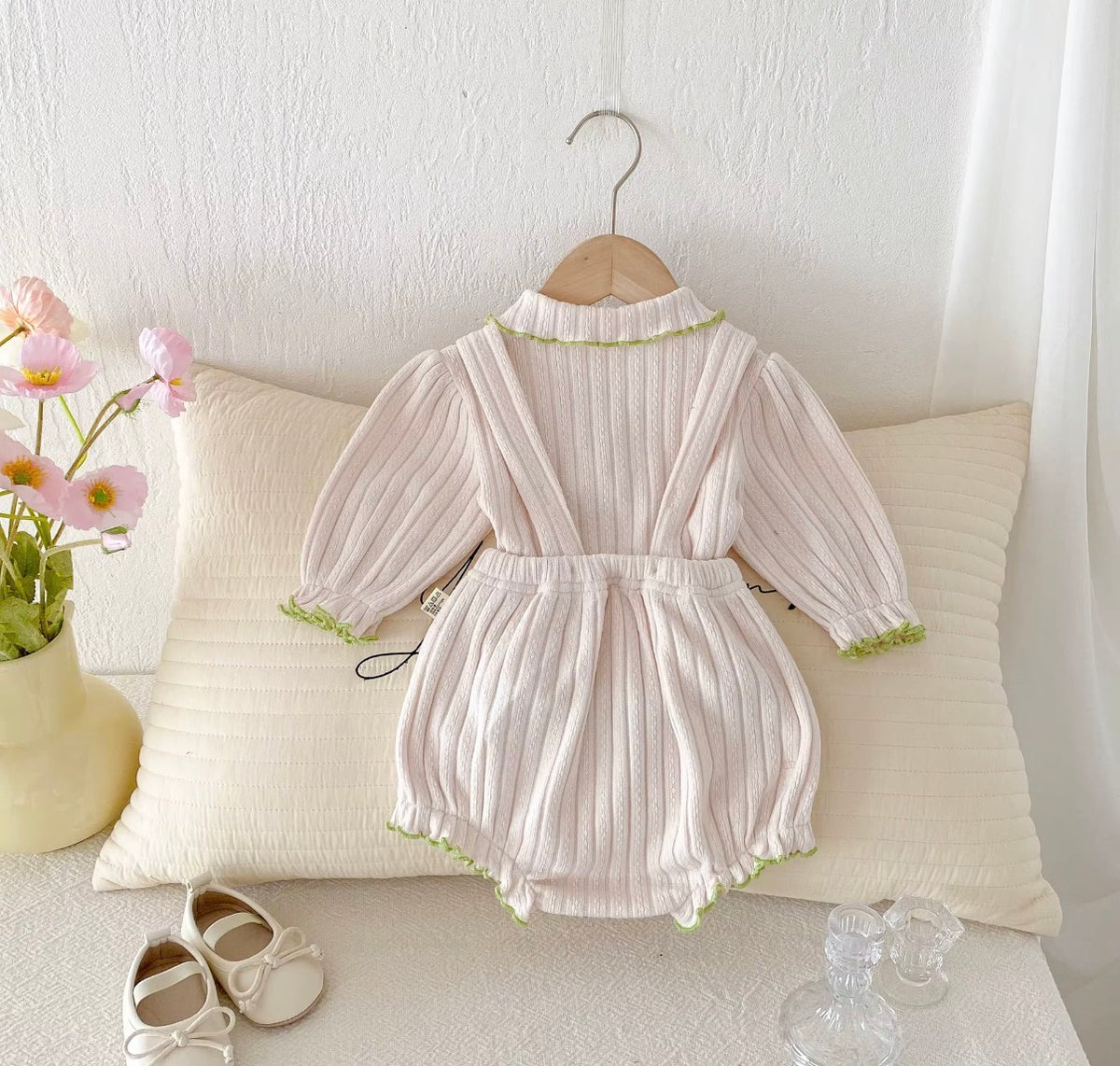 Garden Ruffle Suspender Set