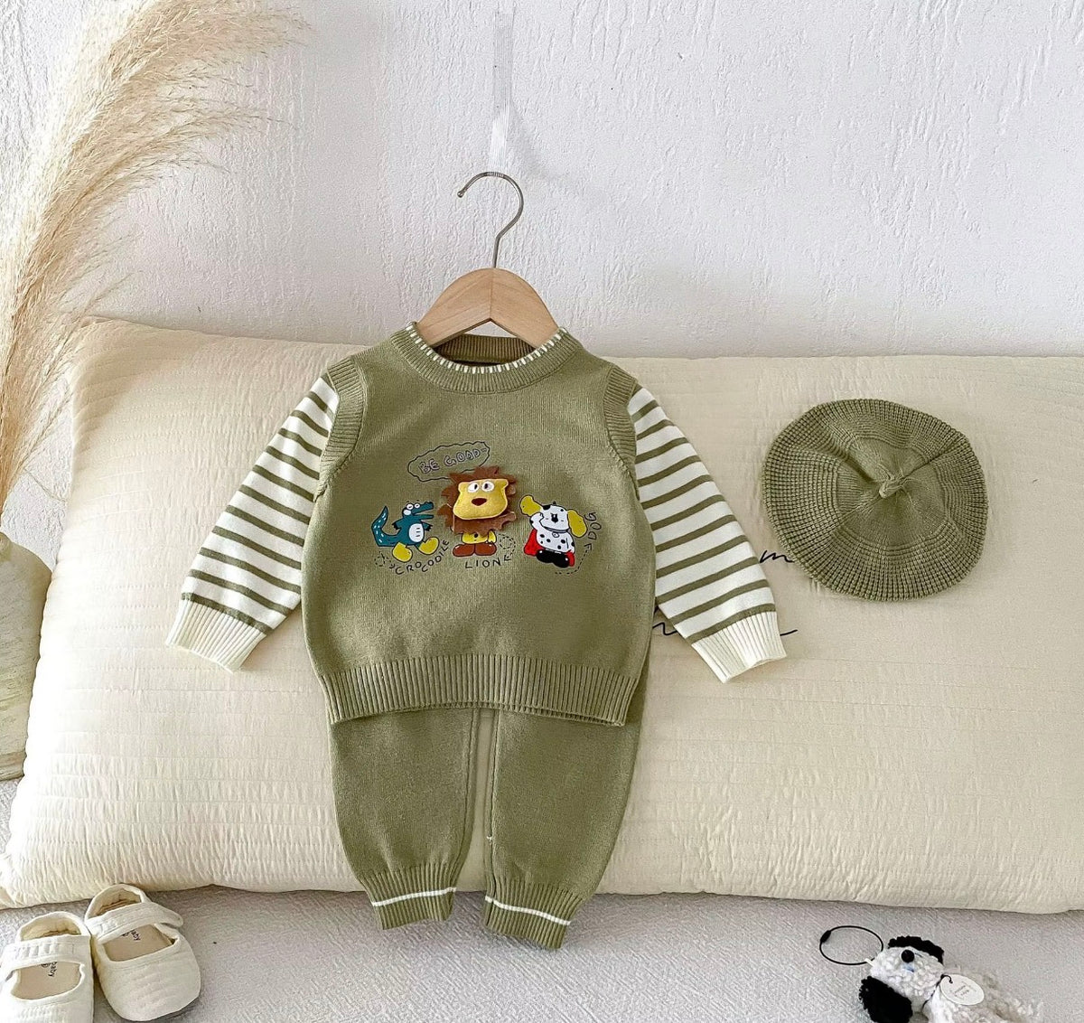 Little Safari Knit Set