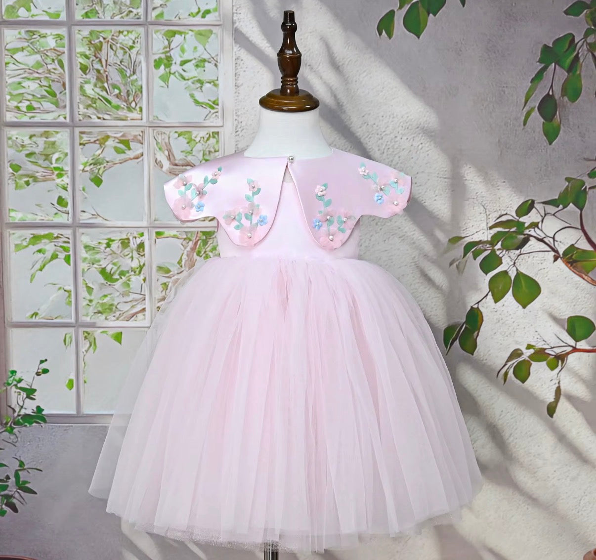 Floral Petal Collar Tulle Dress