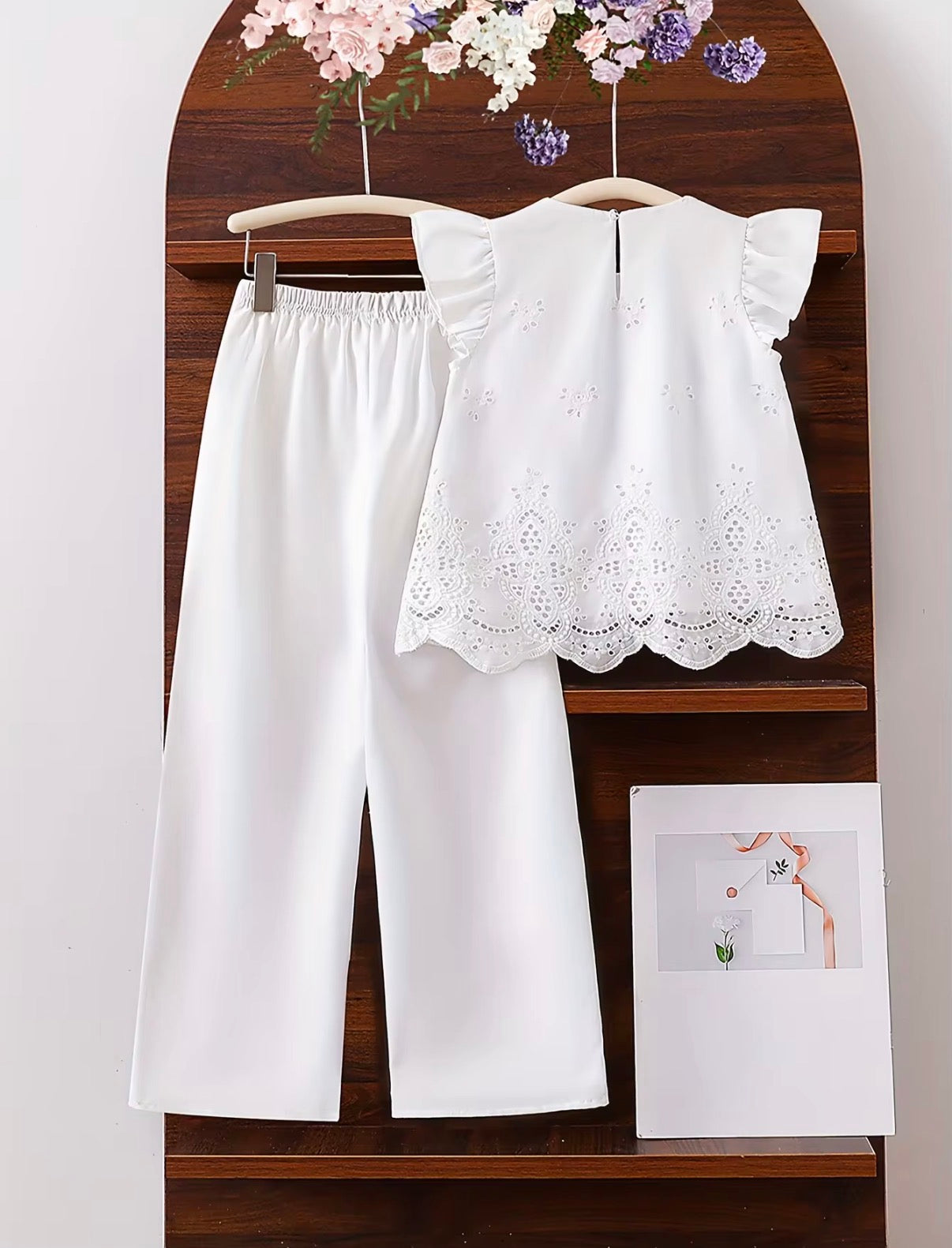 Embroidered Flutter Set