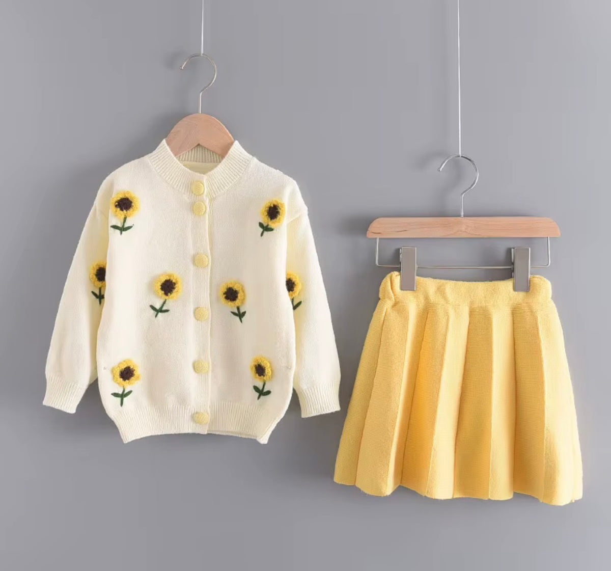 Little Bloom Knit Set