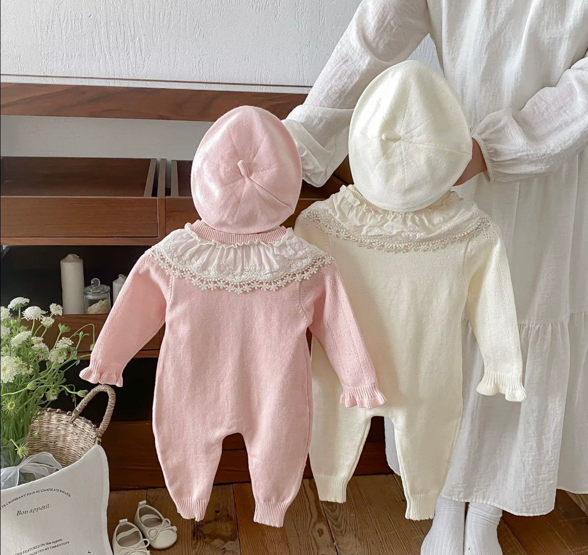 Lace Collar Knit Romper Set