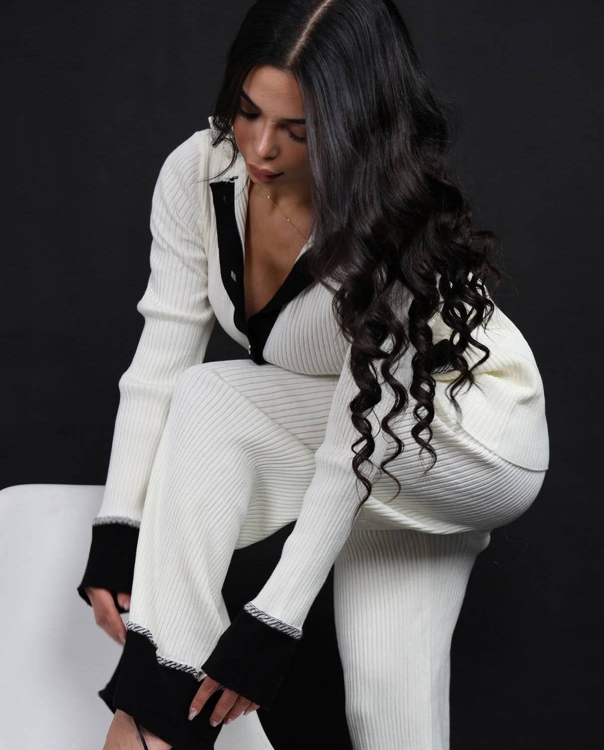 Classy Contrast Knit Set