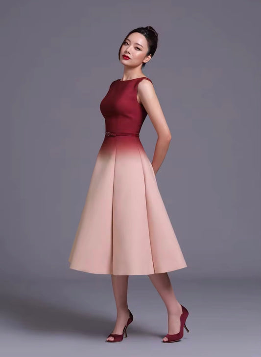 Two-Tone Gradient A-Line Midi Dress with Sleeveless Boat Neckline