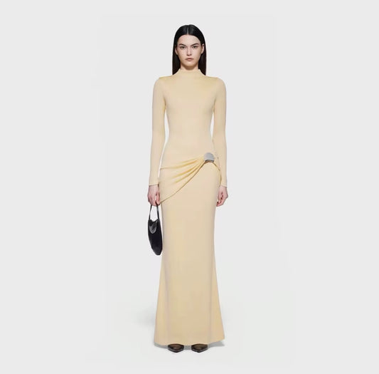 High neckline with minimalist sophistication